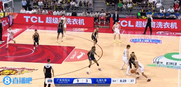 👏攻防俱佳！李弘权一防二送大帽&反击追身三分